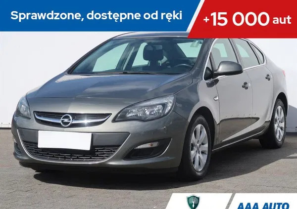 samochody osobowe Opel Astra cena 40000 przebieg: 181340, rok produkcji 2016 z Nowe Miasto Lubawskie